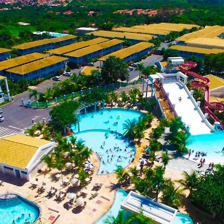 Lacqua Diroma Apartamento Completo Com Fogao, Geladeira, Micro-Ondas, Piscina 24H, Acomoda Ate 5 Pessoas Caldas Novas Exterior foto