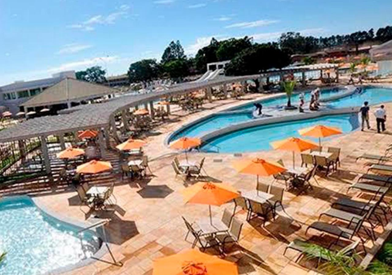 Lacqua Diroma Apartamento Completo Com Fogao, Geladeira, Micro-Ondas, Piscina 24H, Acomoda Ate 5 Pessoas Caldas Novas Exterior foto